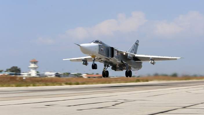 Великобритания призвала Россию и Турцию провести прямые переговоры для урегулирования инцидента со сбитым самолетом
