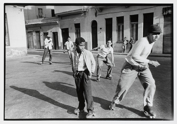 Социализм и ча-ча-ча: забытый кубинский фотоальбом Аньес Варда