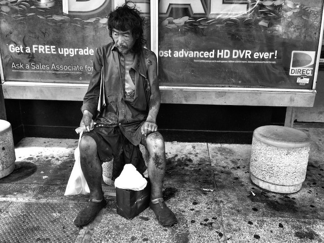 Фотограф случайно нашла своего отца среди бездомных