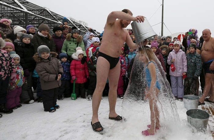 Любители холода из Красноярска: фотоподборка фанатов зимнего плавания из клуба &quot;Криофил&quot;