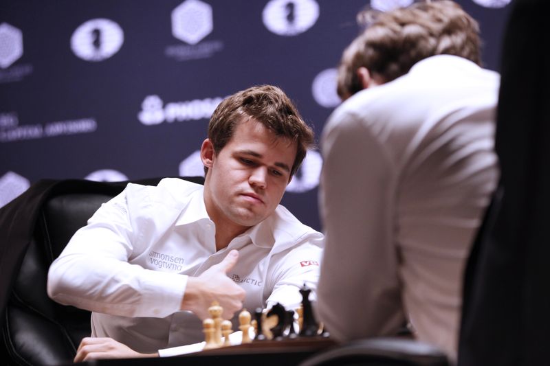 Магнус Карлсен сохранил звание чемпиона мира по шахматам
