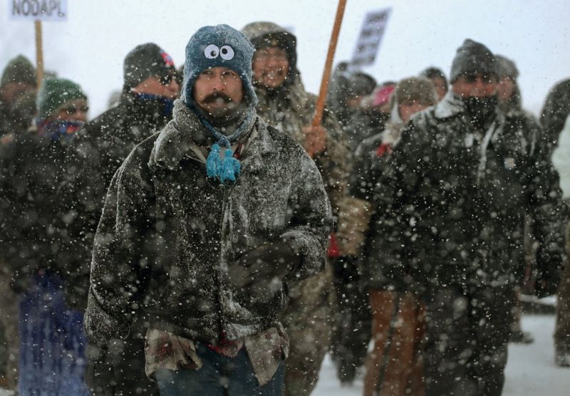 Протестующие в Северной Дакоте добились отмены строительства нефтепровода