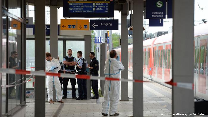 В Мюнхене злоумышленник убил одного и ранил троих человек ножом