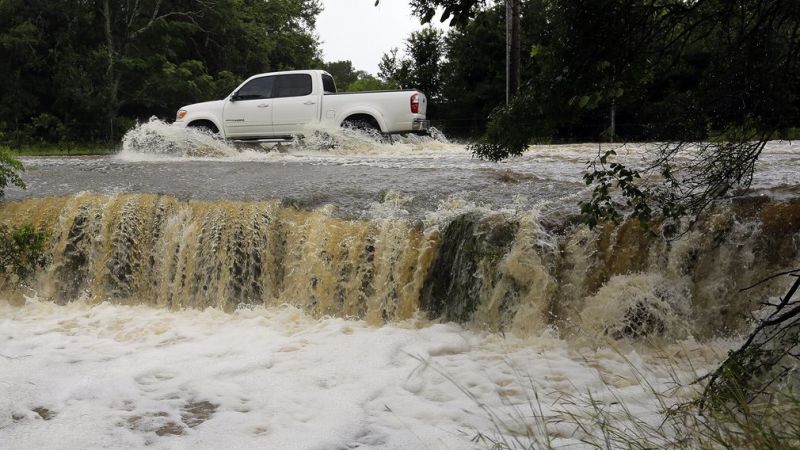 Техас страдает от сильного наводнения