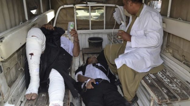В Пакистане смертник убил несколько десятков человек