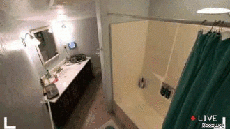Скрытая камера в женском душе