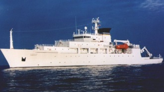 Китайский военный корабль перехватил американскую субмарину в международных водах