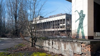 К 30-й годовщине аварии на ЧАЭС: подборка фото заброшенной Припяти