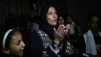 Сектор Газа начал хоронить погибших в ходе столкновений с израильской армией